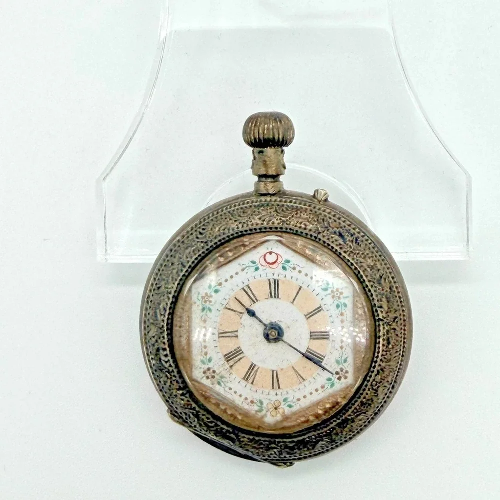 Antique Swiss Pocket Watch Floral Engraved Case Cylindre 8 Rubis Mechanical Wind